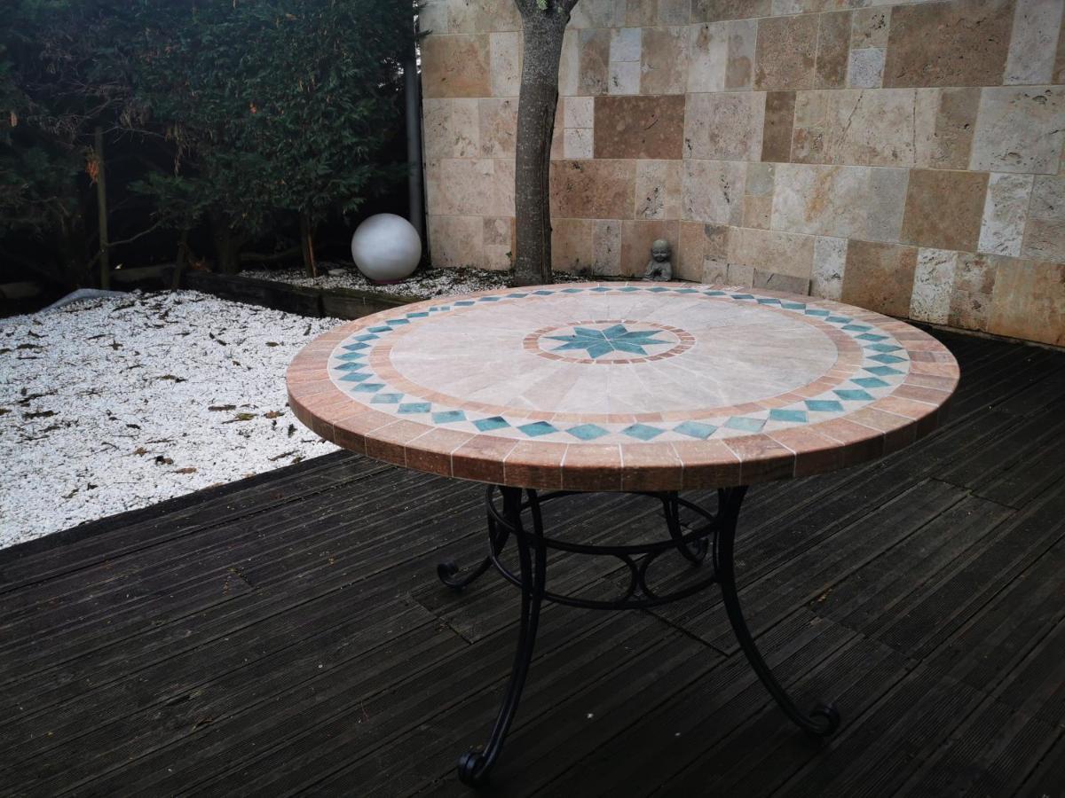 Appartement A la belle vie à Saint-Émilion Extérieur photo